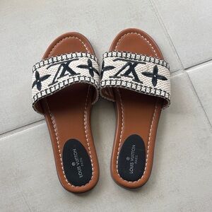 Louis Vuitton Women's Black and Tan Sandals